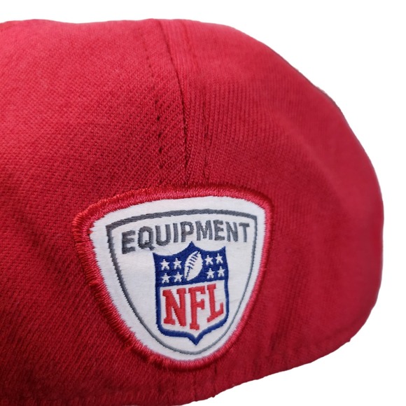 Tampa Bay Buccaneers Hat S/M Fitmax Reebok NFL Equipment Onfield Embroidered - Picture 12 of 12